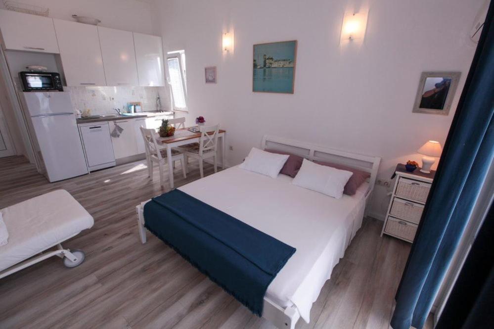 Apartments Luka Rogoznica  Zewnętrze zdjęcie